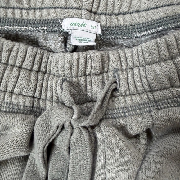 Aerie Women’s Size Small Jogger Sweatpants Sage Green Zipper Pockets Drawstring - Picture 3 of 6